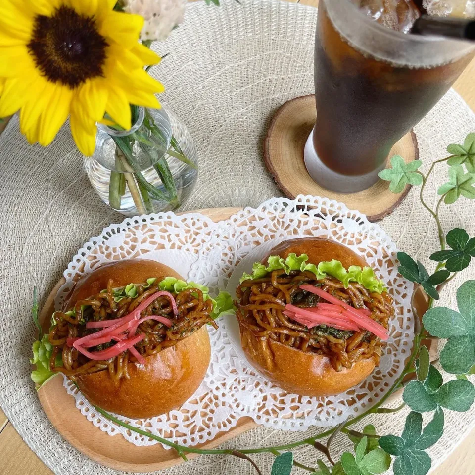 Snapdishの料理写真:7/27❤︎ソース焼きそばロールサンド🌱✨|Makinsさん