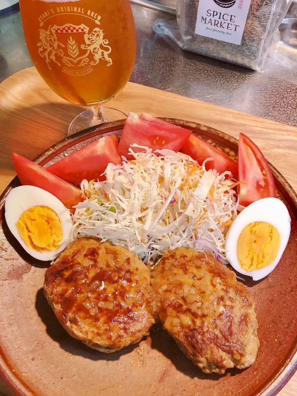 作り置きがあると楽ちん夕飯のハンバーグ🍺|海斗さん