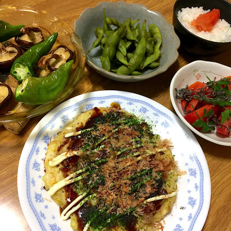 2022/07/24 豚キムチお好み焼き、夏野菜グリル、塩昆布トマト、黒枝豆|kykyさん