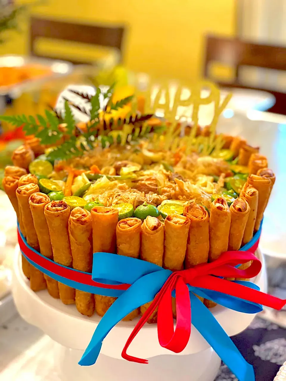 Snapdishの料理写真:PiNoy PaNciT w/ LumPiA..🇵🇭🇵🇭|GeMzKiTchさん