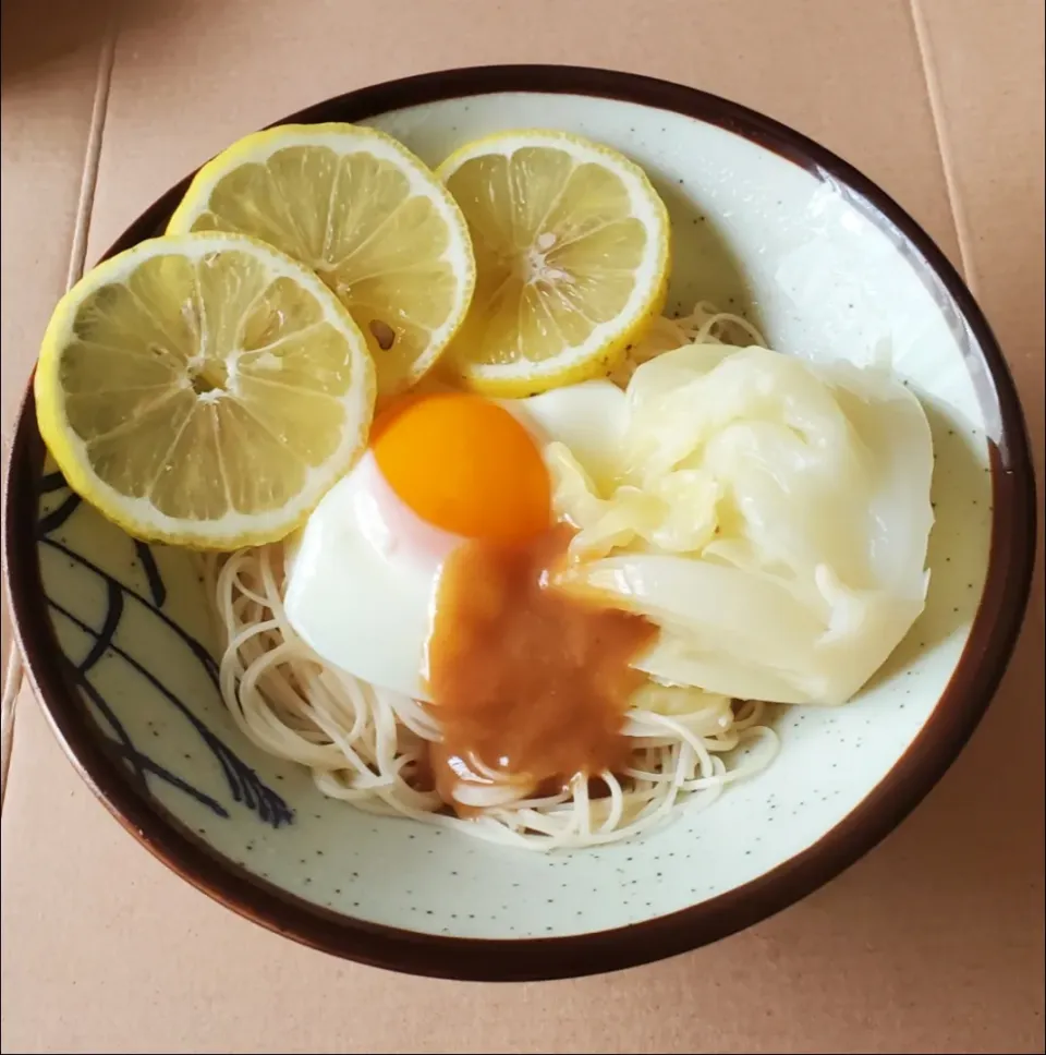 あるものでレモンみそ素麺|ナナさん