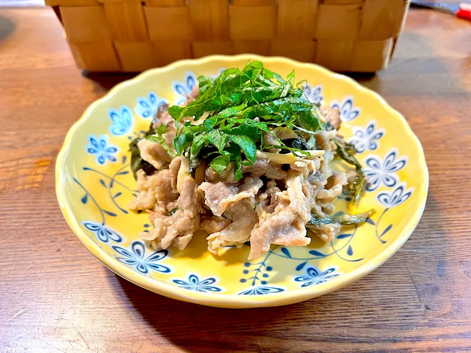 豚肉と青じその味噌炒め|ちろるろさん