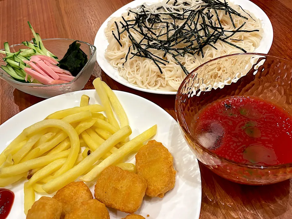 トマトバジルそうめん　ナゲット&ポテト|とゆあさん