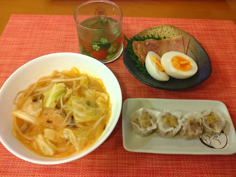 ☆麻婆春雨
☆シュウマイ
☆焼豚＆味付け卵
☆トマトとオクラのコンソメゼリー|chikakoさん