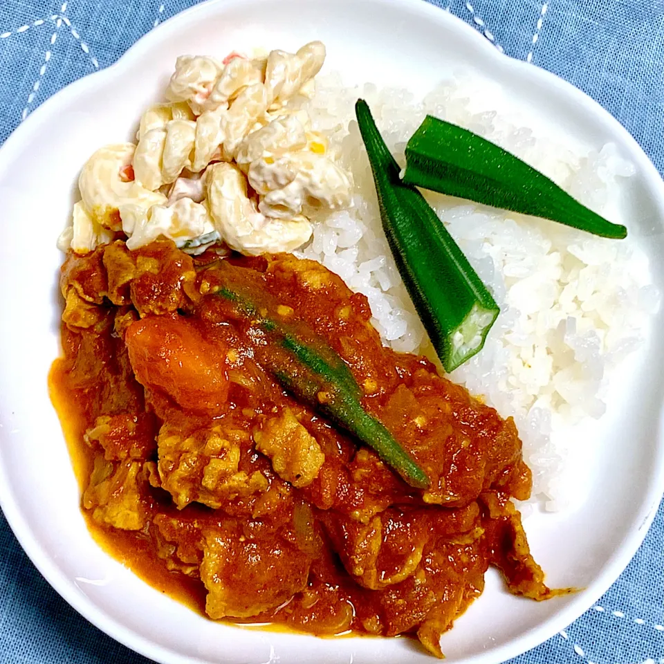 シェフのまかないトマトカレー|青い鳥さん