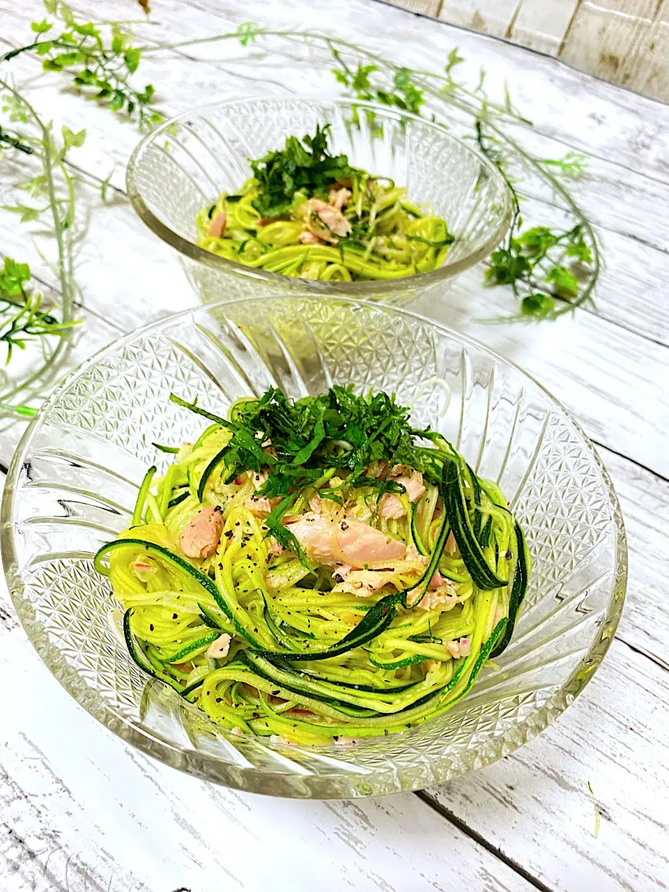 Snapdishの料理写真:ズッキーニ🥒とツナの サラダそうめん🥗|ぽっちさん