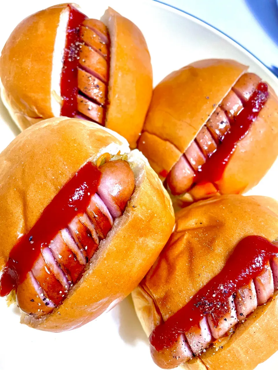 Snapdishの料理写真:ホットドッグ🌭|＊.｡.＊ yükinaﾟ＊.｡.＊さん