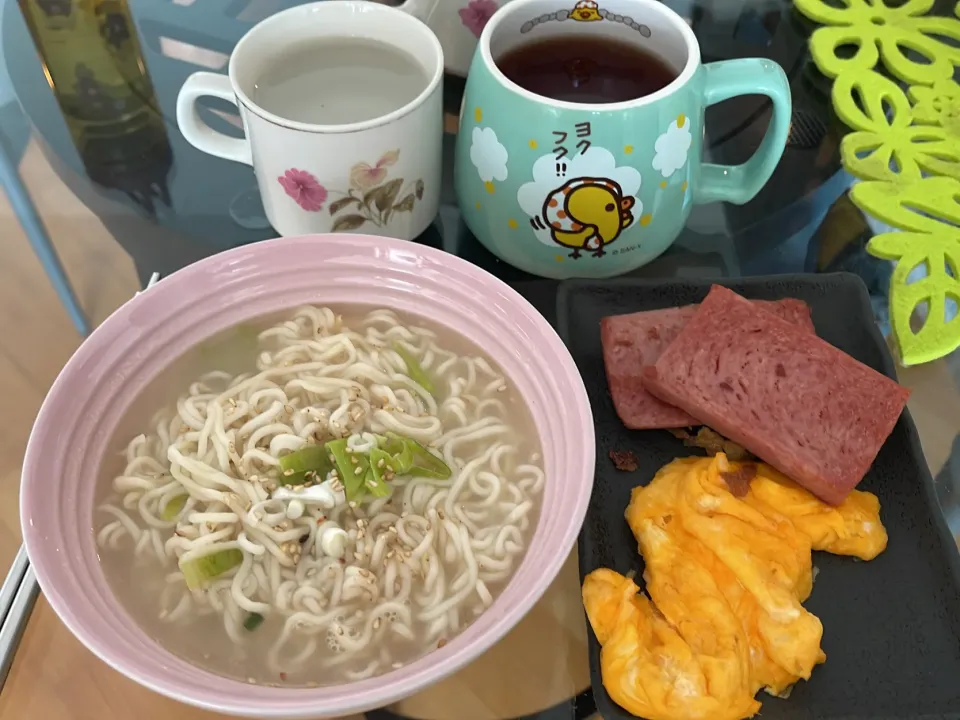 Lunch noodles|信生さん