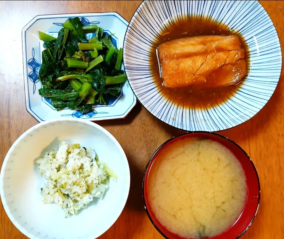 Snapdishの料理写真:2022 0724　鯖のみぞれ煮　小松菜のおひたし　豆腐とわかめのお味噌汁|いもこ。さん