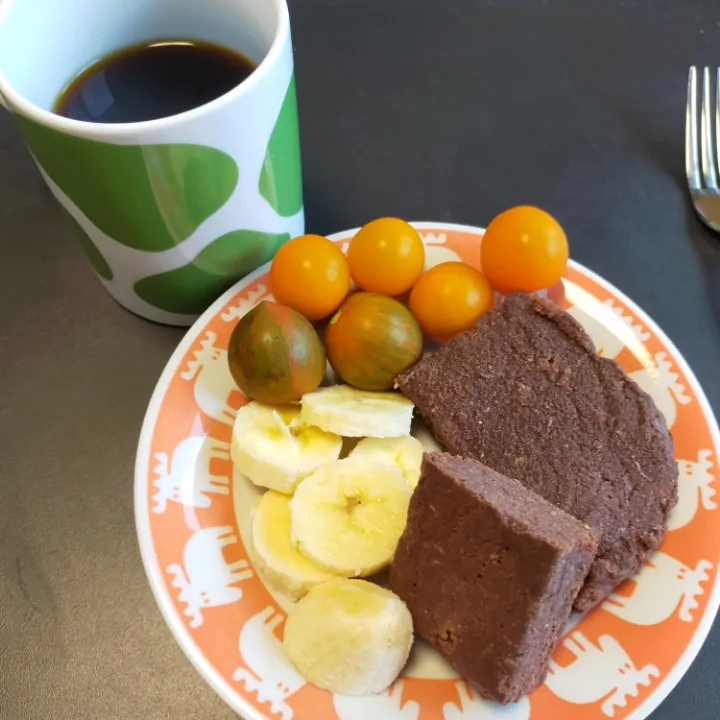 7/31朝、おからケーキとか
240kcal|ぴらさん