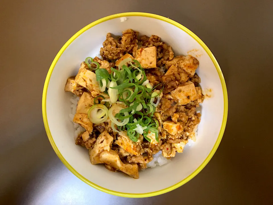 麻婆豆腐丼(ミニ)|ばーさんさん