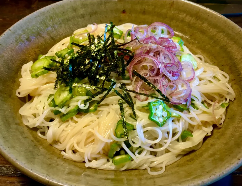 Snapdishの料理写真:オクラでトロトロそうめん|mottomoさん