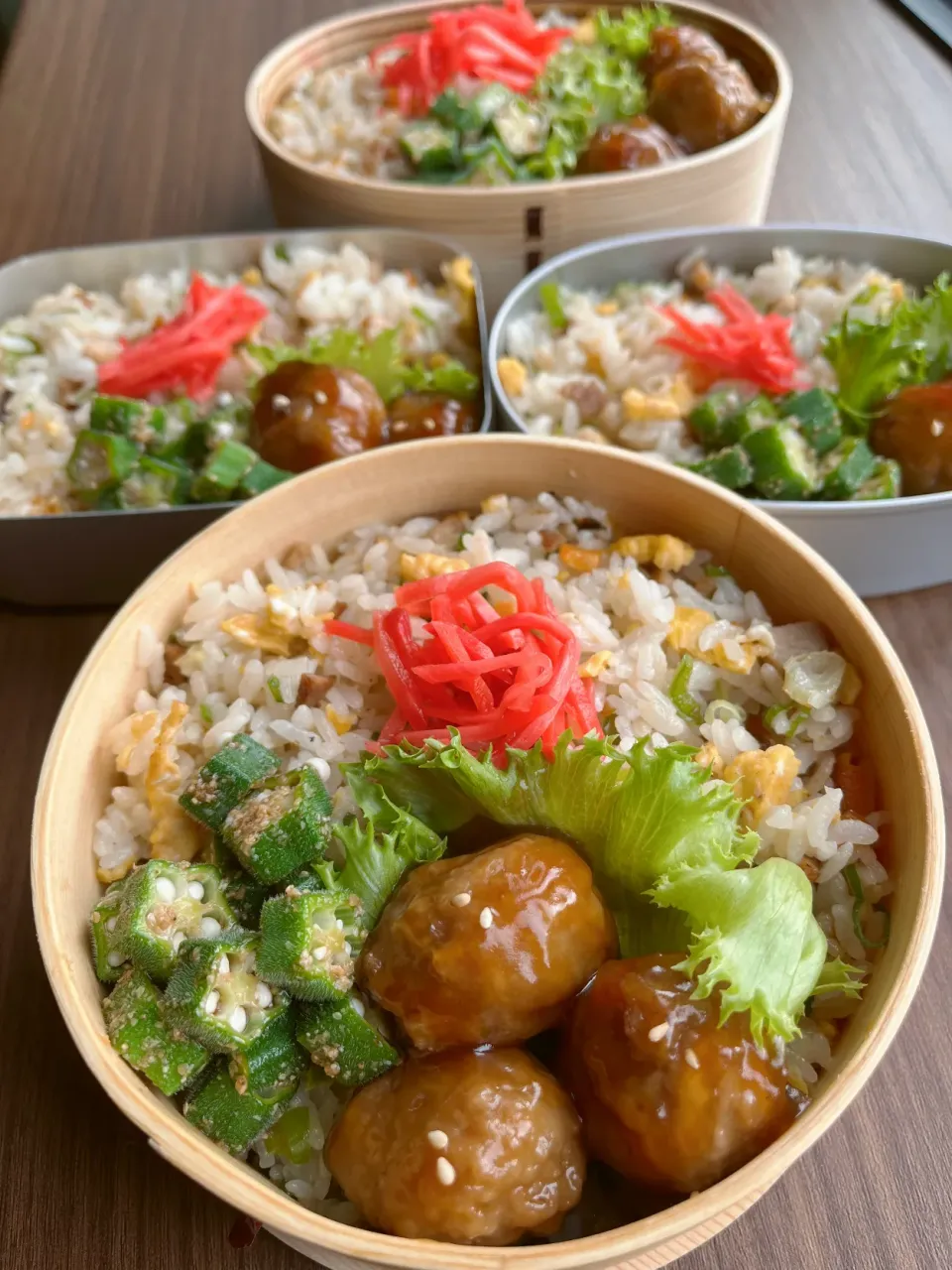 野菜炒飯と肉団子弁当🍱🍙|いっちーさん