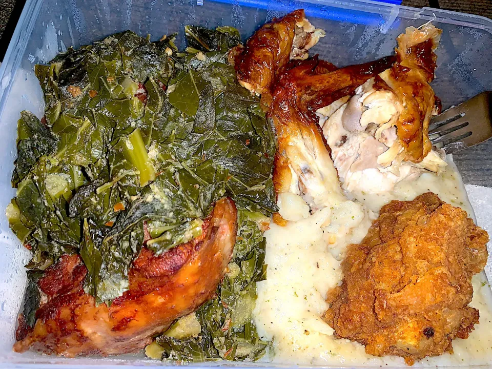 Roasted chicken collar greens fried chicken with mashed potatoes|Kareem Boogieさん