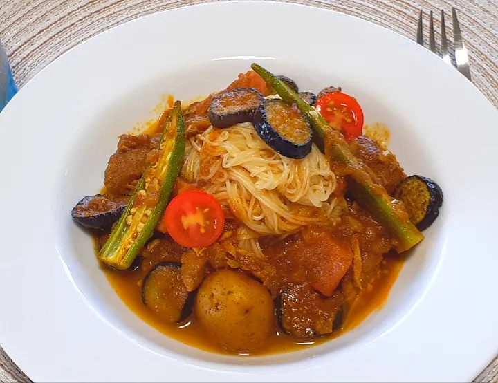 Snapdishの料理写真:スパイスカレー素麺🍛|びせんさん