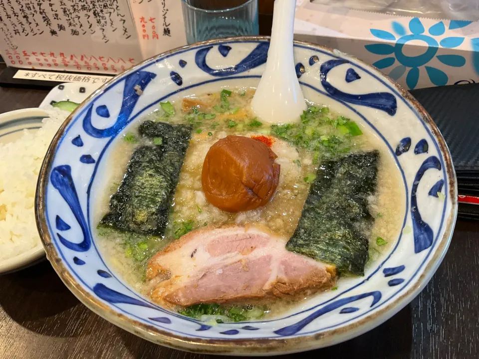 Snapdishの料理写真:みぞれラーメン(玉ねぎミジン)がんこや|Takeshi  Nagakiさん