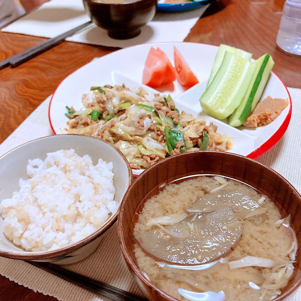 Snapdishの料理写真:茄子とみょうがの味噌汁|akkoさん