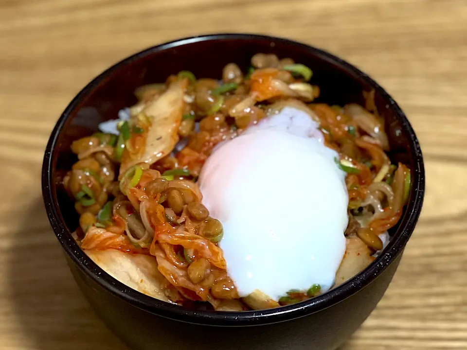 ☆温玉キムチ納豆ご飯|まぁたんさん