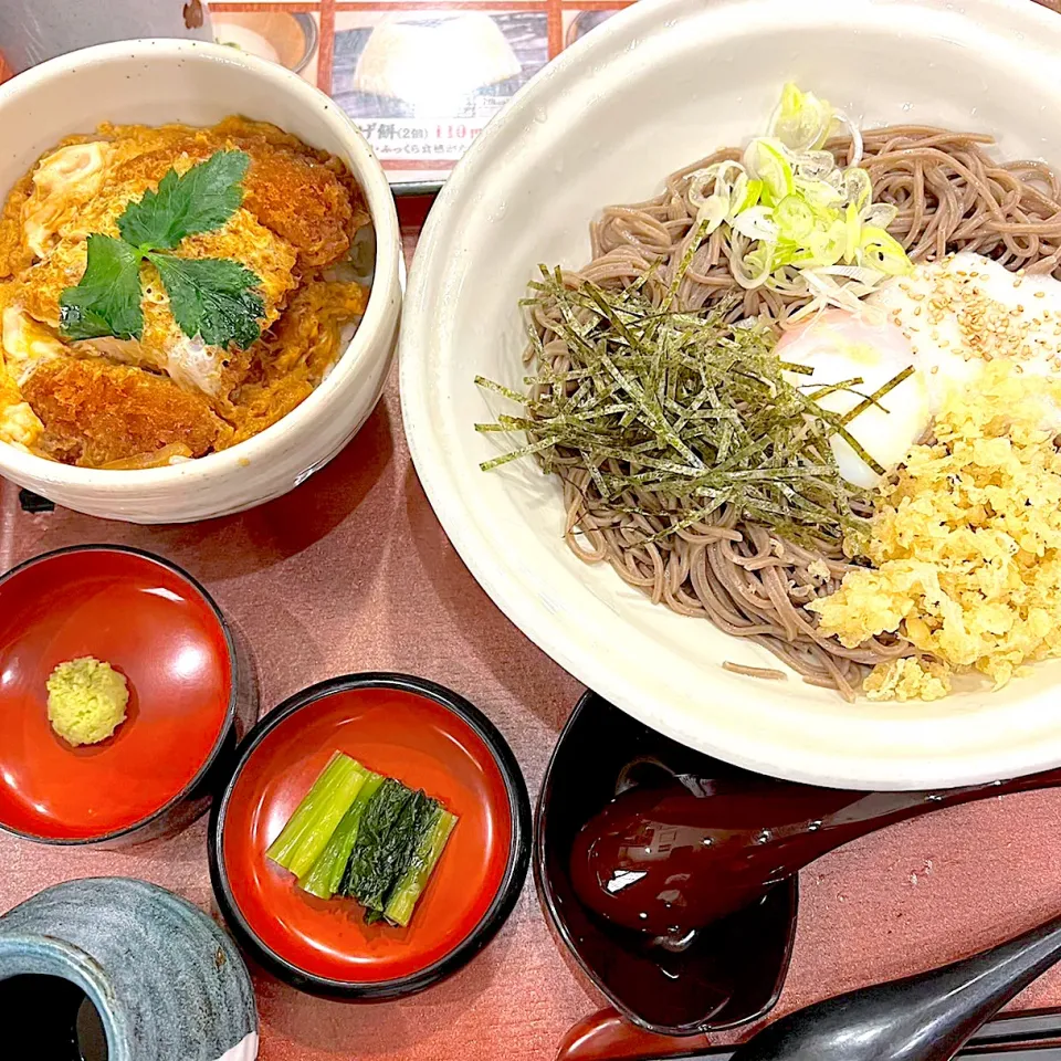 カツ丼冷やし蕎麦セット|Food is lifeさん