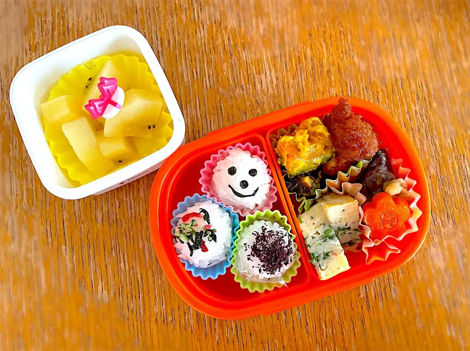 Snapdishの料理写真:おにぎり弁当|ふうりんさん