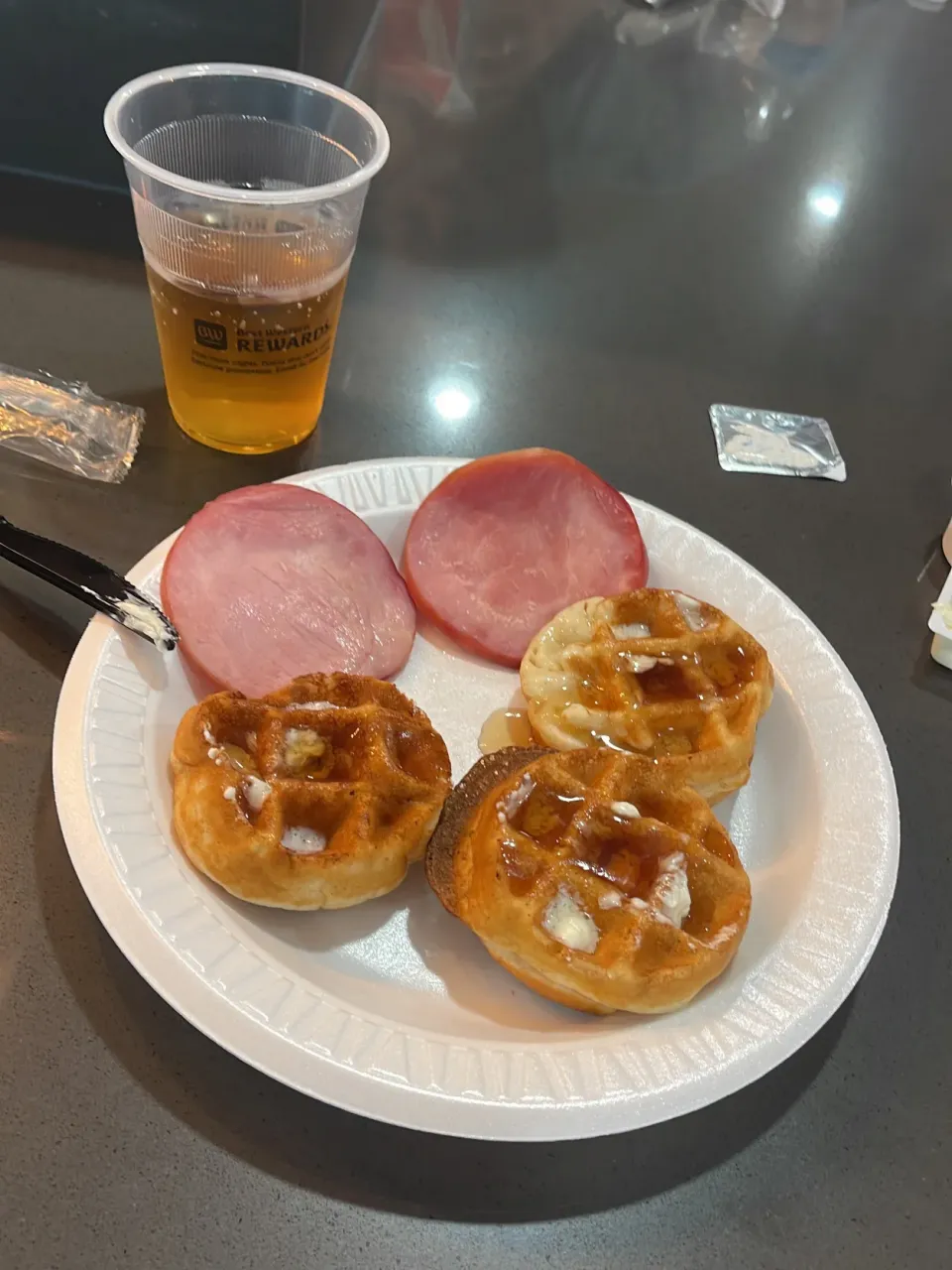 Waffles and ham|suさん