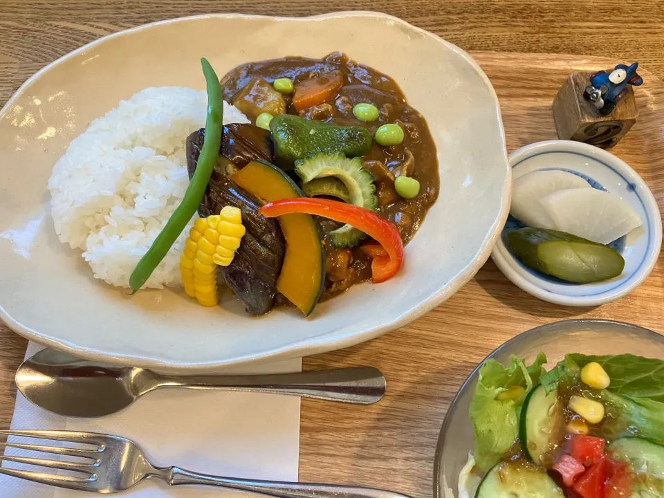 カフェカルムの夏野菜カレーランチ🍛|リッキーさん