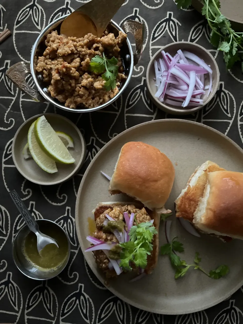 チキンキーマパブ chicken keema pav|まる(丸大豆)さん