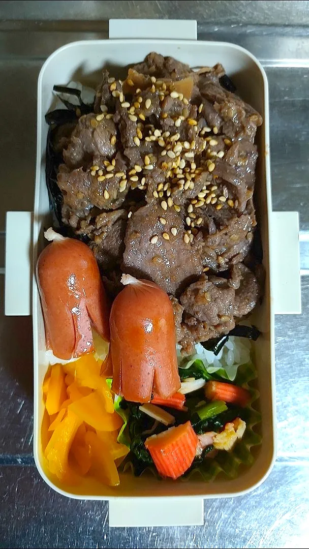 Snapdishの料理写真:旦那弁当　2022/8/4

プルコギ弁当
タコさんウインナー
ほうれん草のカニカマあえ|ユキヨメ♪さん