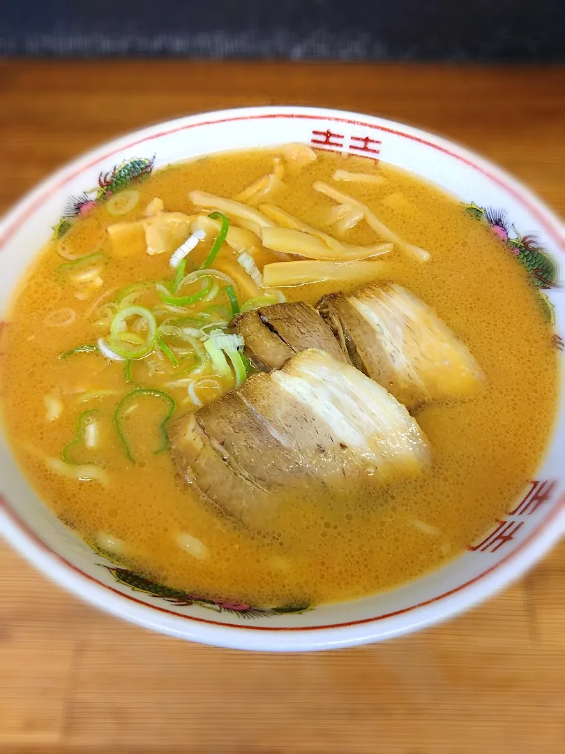 Snapdishの料理写真:喜多方食堂
蔵出し味噌ラーメン|杉田啓さん