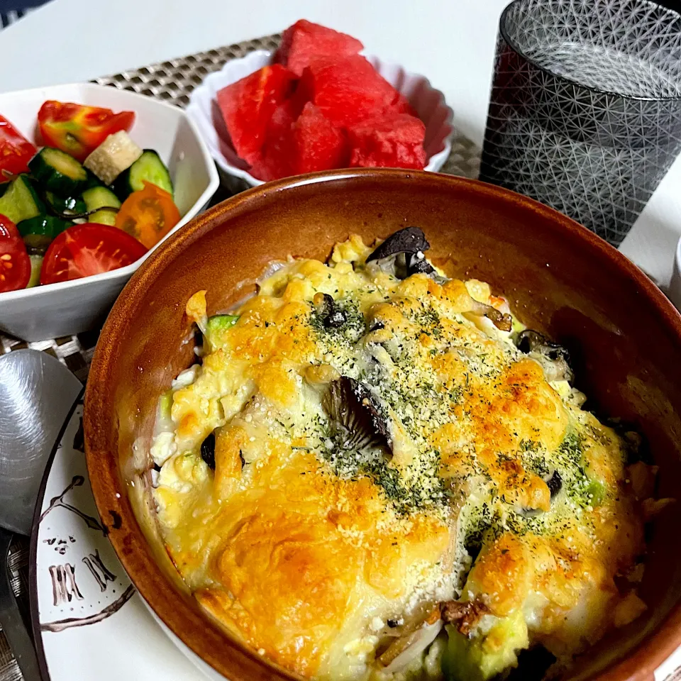 8/4晩ご飯：海老とアボカドの豆腐グラタン|ななみんさん