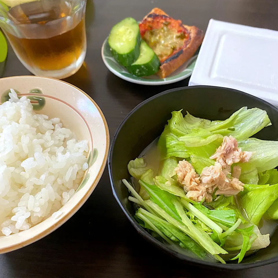 Snapdishの料理写真:ツナが決めて！サラダ冷やし味噌汁🥗|ちぐあささん