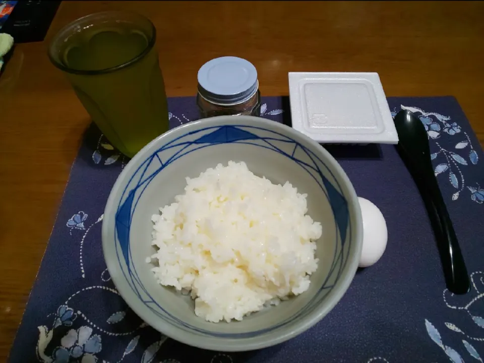 卵かけ納豆ご飯(朝ご飯)|enarinさん