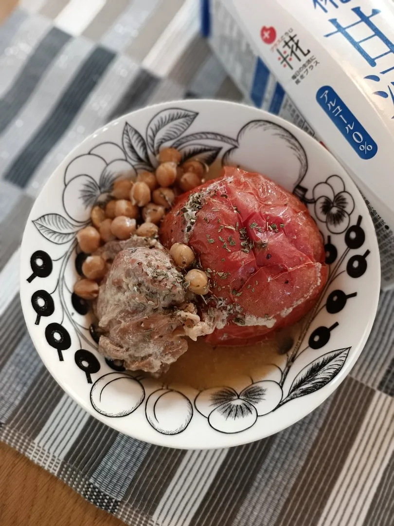 マルコメ キッチンさんの料理 【イベントレシピ】まるごとトマトと鶏肉の甘酒煮|babyleafさん