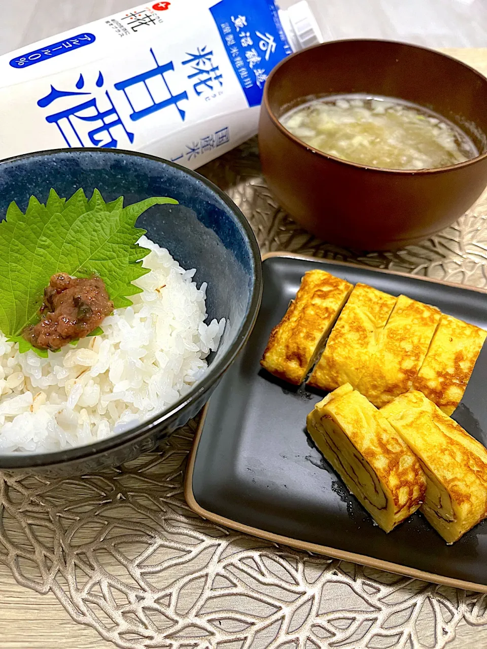 Snapdishの料理写真:糀甘酒の黄金卵焼き（？）の朝ごはん|ゆかｕさん