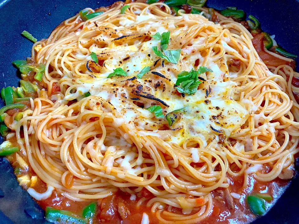 レトルトのトマト🍅ソースでパスタ|pepiさん