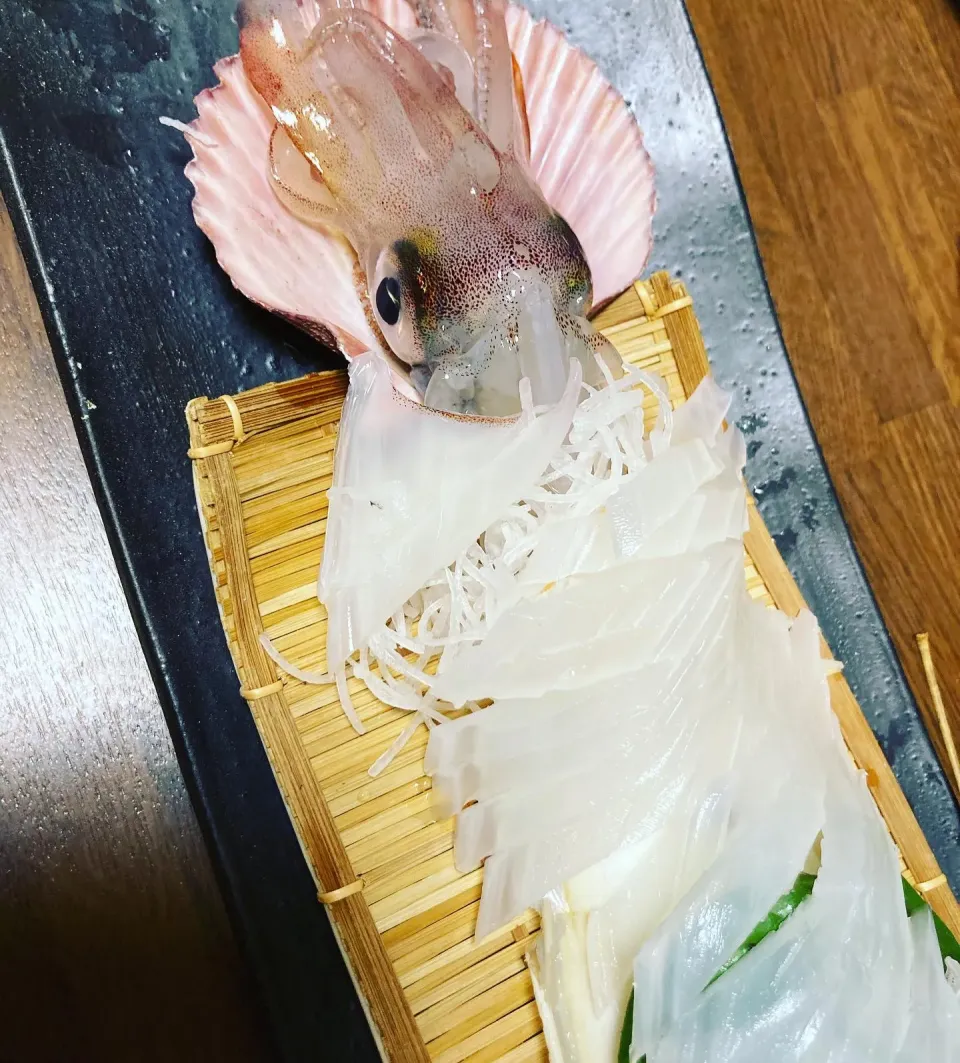 Snapdishの料理写真:イカの活き造り❤️最高すぎる❤️|みーみさん