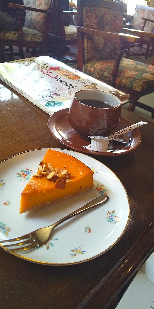 小松市フローラのカボチャケーキ🎃
美味でした☕️|さくらんぼさん