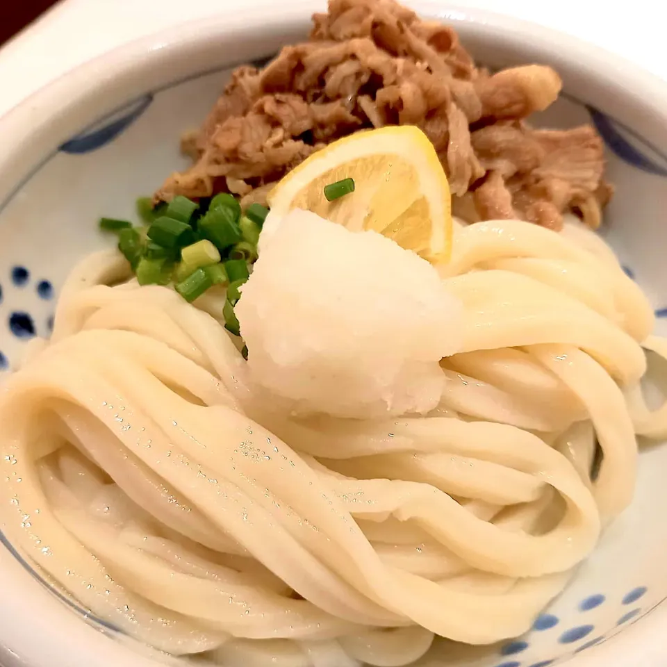 冷やし肉うどん|Food is lifeさん