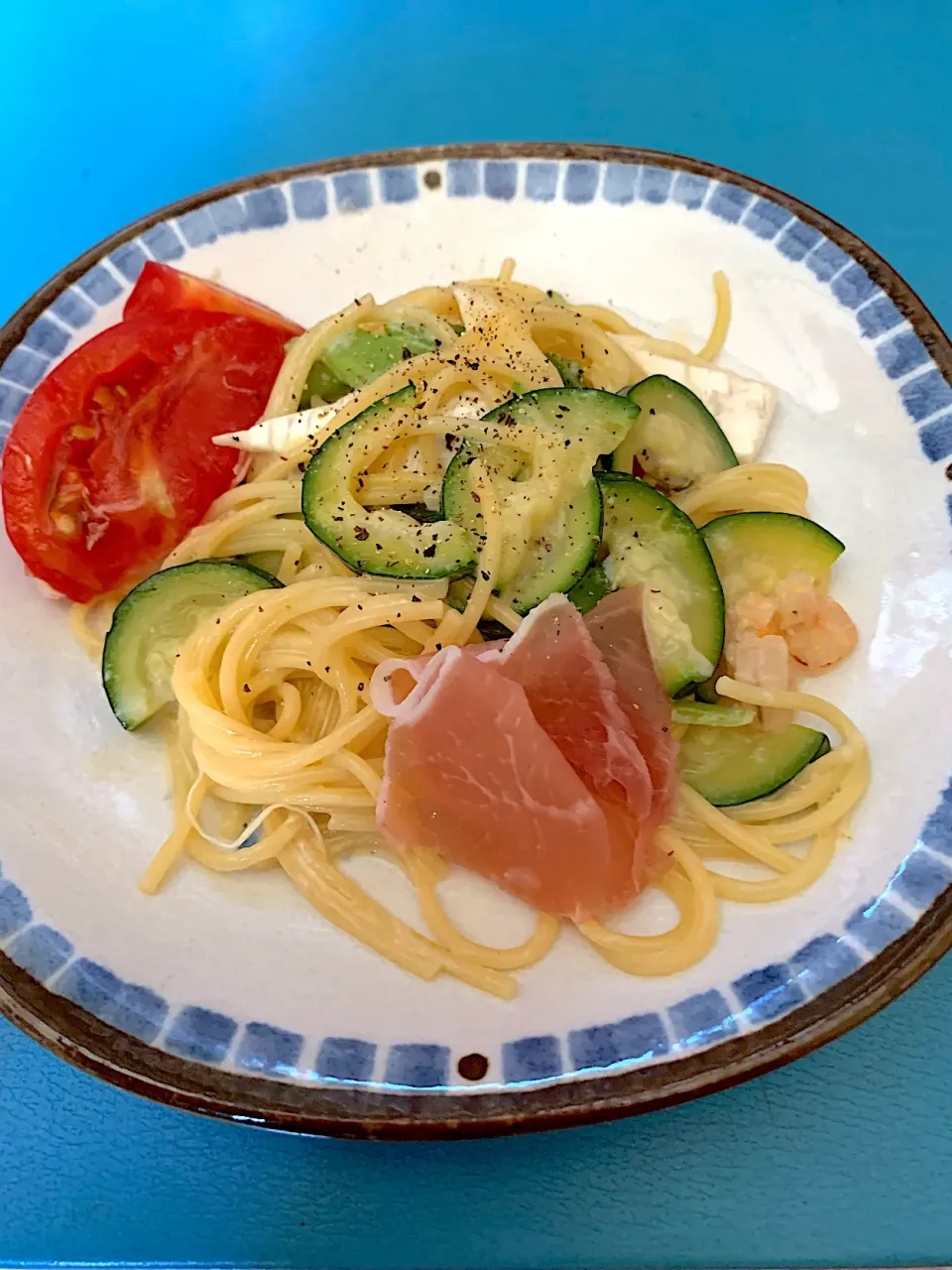 ズッキーニたっぷりシーフードパスタ🍝|がおりんさん