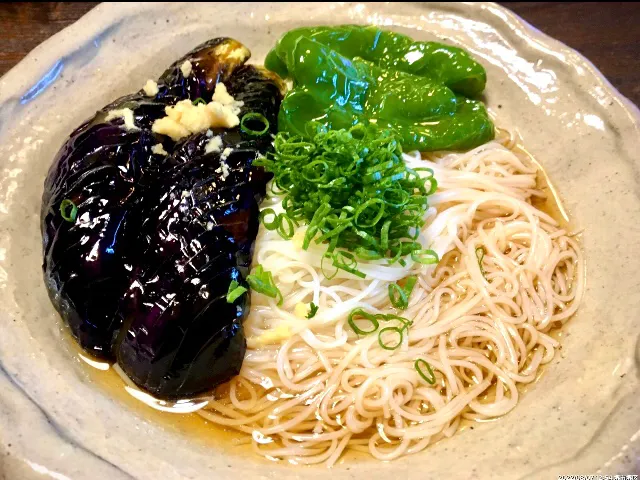 Snapdishの料理写真:揚げ浸し茄子の ぶっかけそうめん|mottomoさん