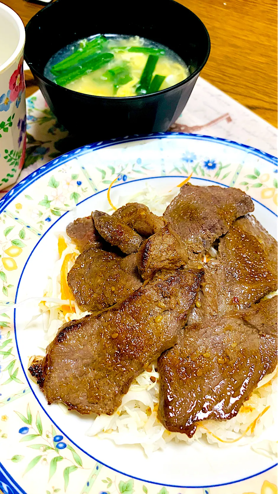 焼肉丼🍖|ちはるさん