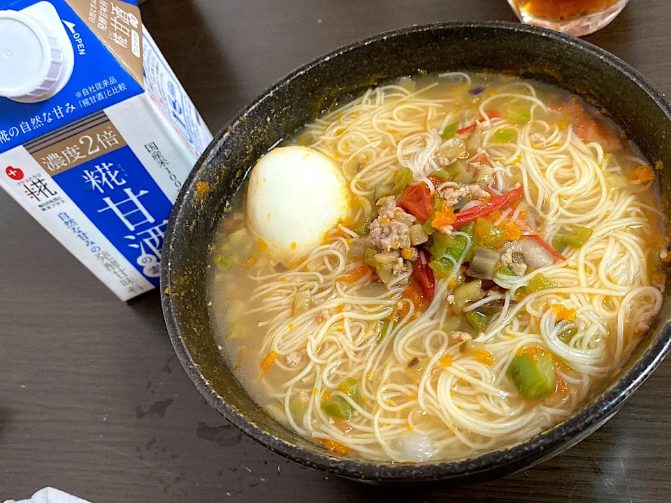 ナスとピーマンのひき肉炒め入り冷やしそーめん|ちぐけんさん