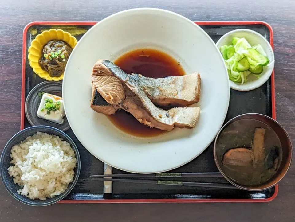 ぶりの煮付け定食|ぶりてりあさん