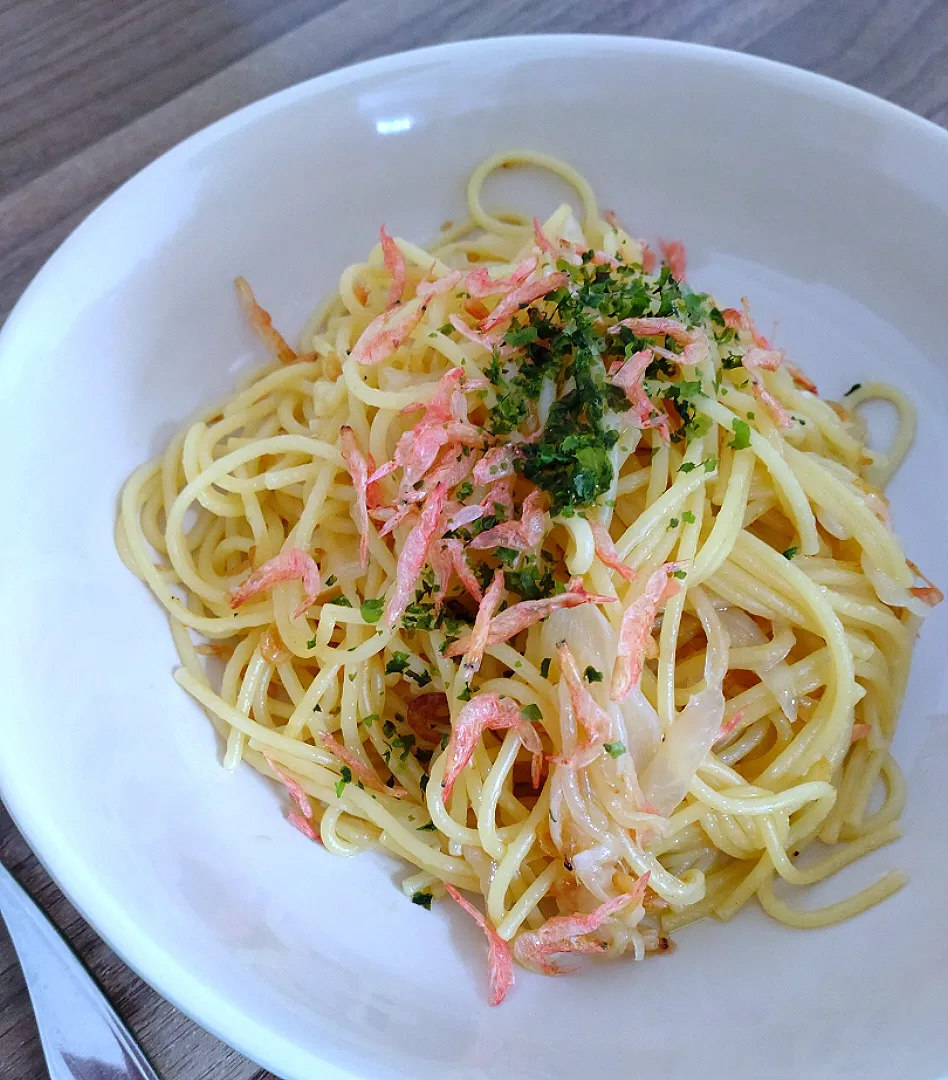 小エビとめんつゆのスパゲッティ|ゆりちさん