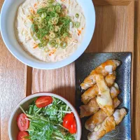 Snapdishの料理写真:坦々そうめん
大葉チーズ肉巻き
シーザーサラダ|mimitotoさん