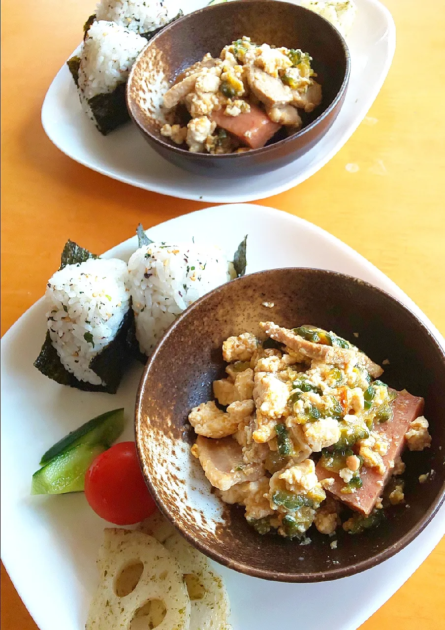 夏休みのお昼ごはん🍧ゴーヤチャンプルー|みりん。さん