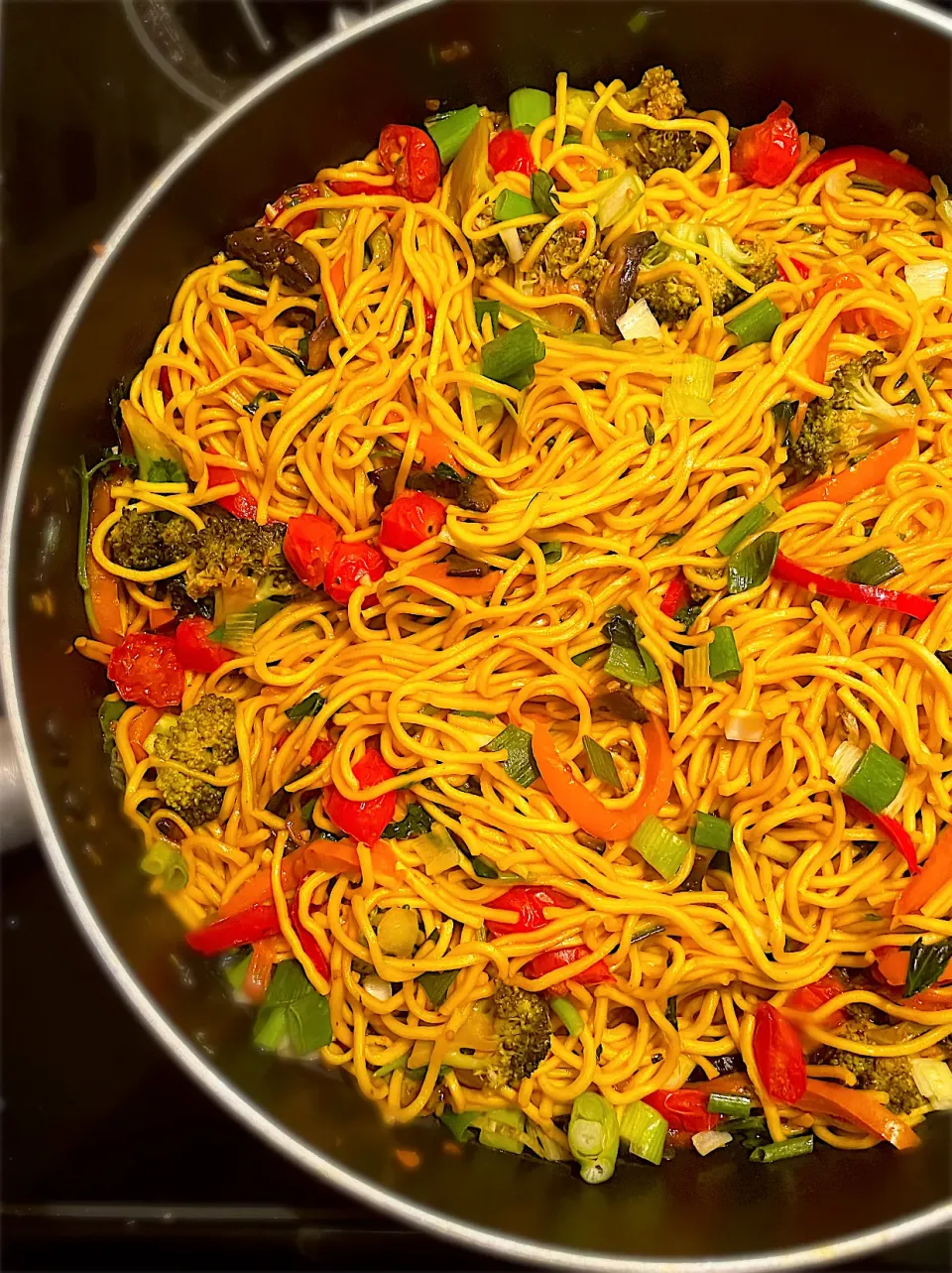 Snapdishの料理写真:Veggie Chow Mein|T.E.Dennisさん