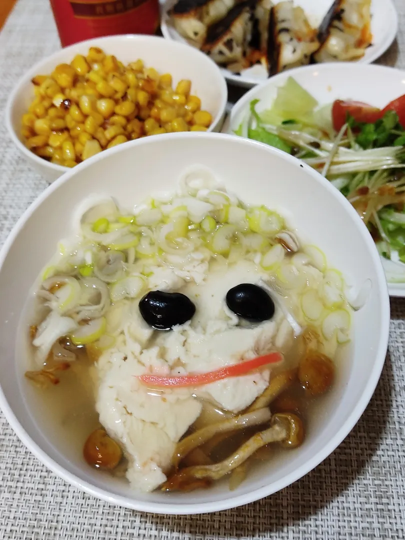 ウンケーの日にゆし豆腐

今日から始まるお盆の３日間は、沖縄県民にとって大イベントのはず。
ですが、オミクロン株の感染拡大で自粛を求められています。
今年こそ！のエイサーはどうなるのか心配なのです。|Rピージャーさん