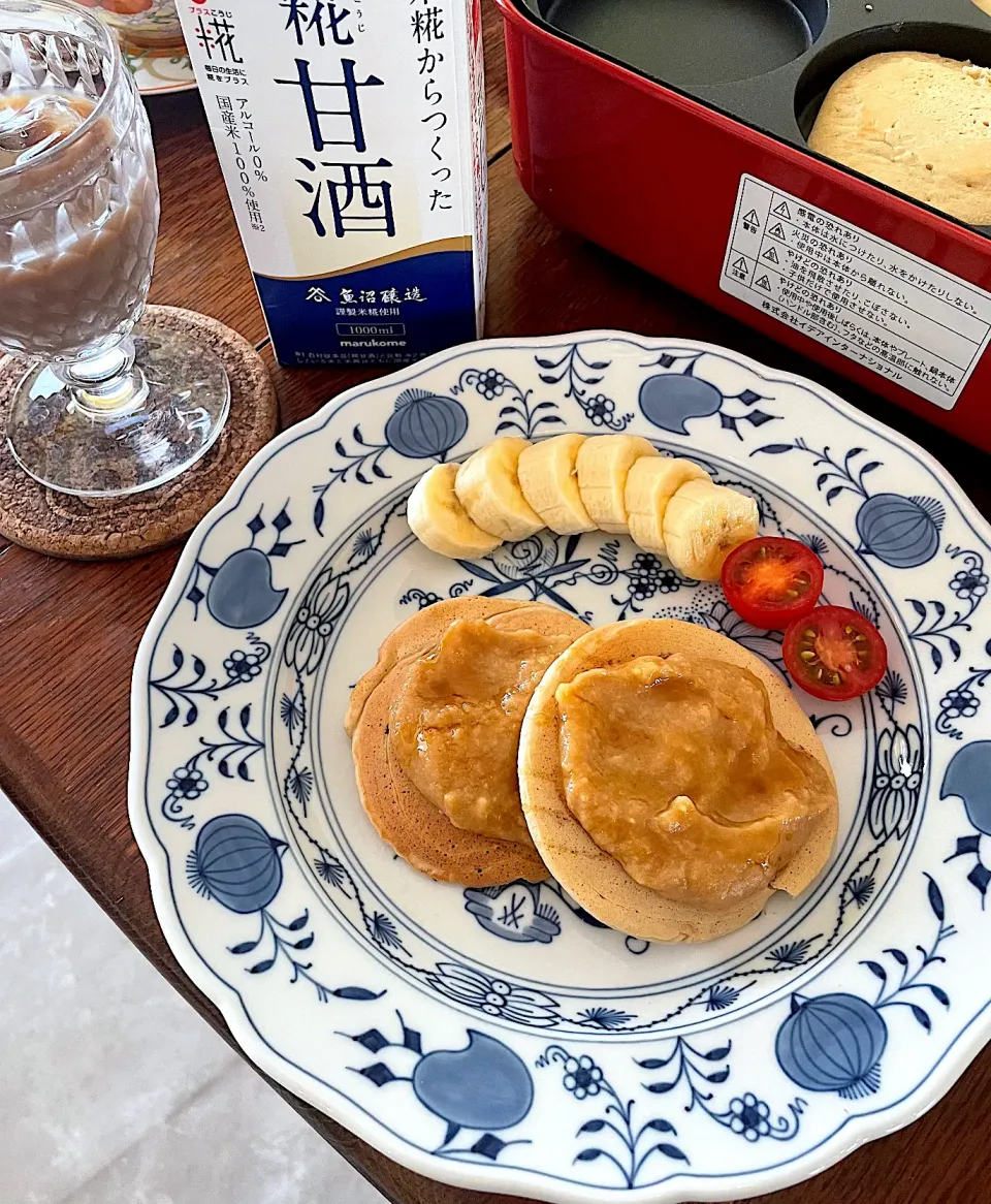 Snapdishの料理写真:ブランチ♯甘酒部♯甘酒スイーツ部♯甘酒パンケーキ♯甘酒キャラメルカスタード乗せ|小松菜さん