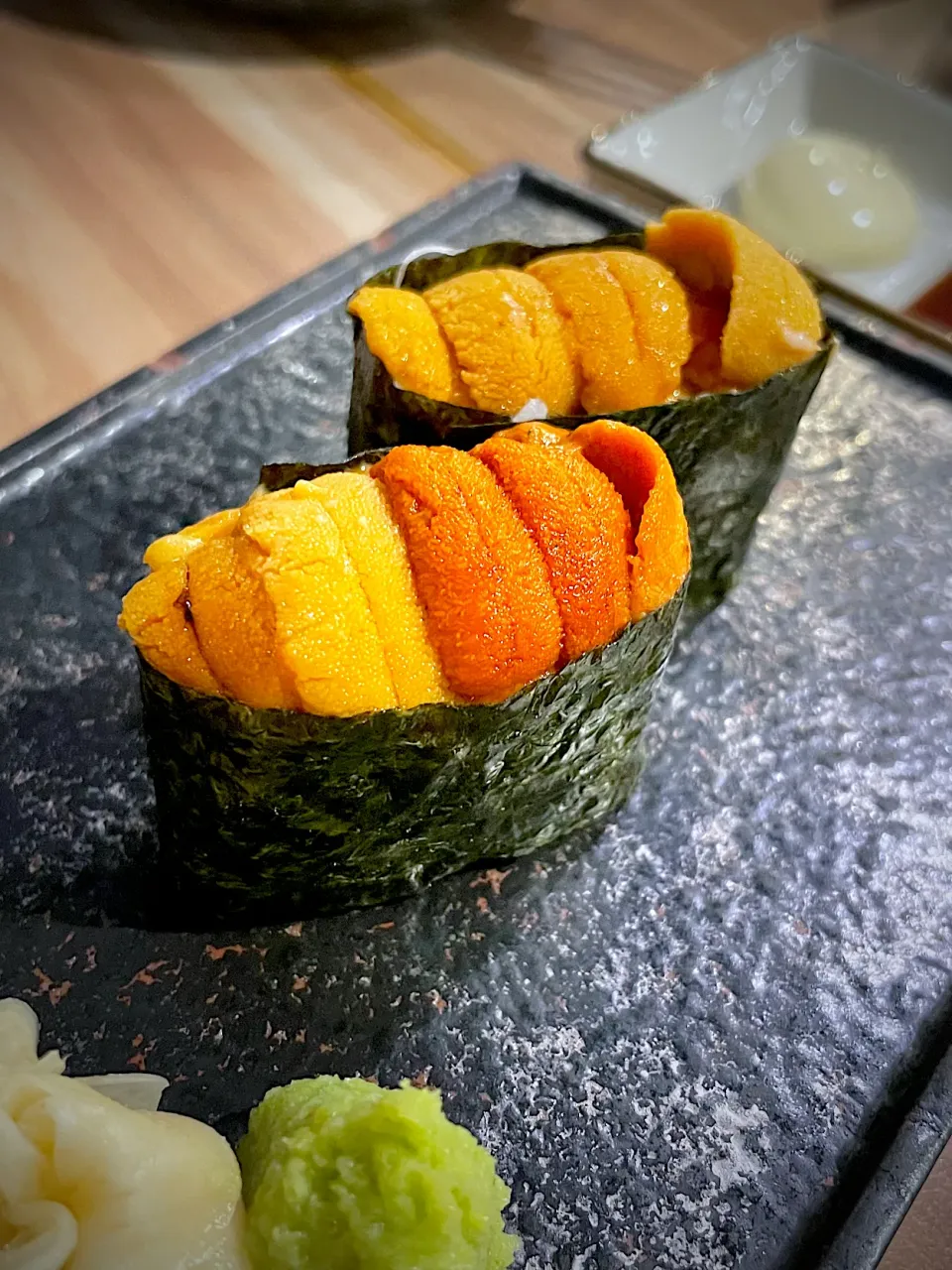 Snapdishの料理写真:uni sushi|hweeyhさん